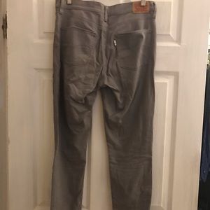 Women’s Levi Shaping Skinny 311’s size 29